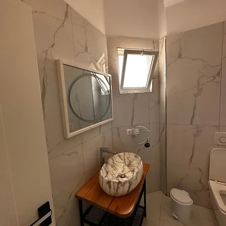 Belle Vue Apartment Ksamil