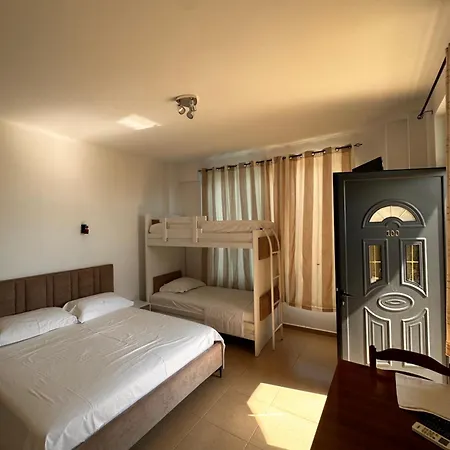Belle Vue Apartment *