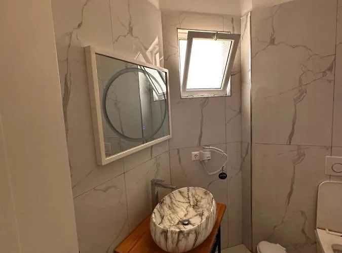 Belle Vue Apartment Ksamil